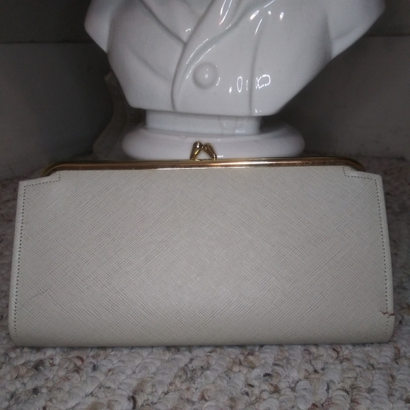 Vintage Princess Gardner Sage Green Kiss-Lock Top Clutch Style Wallet - Picture 5 of 16